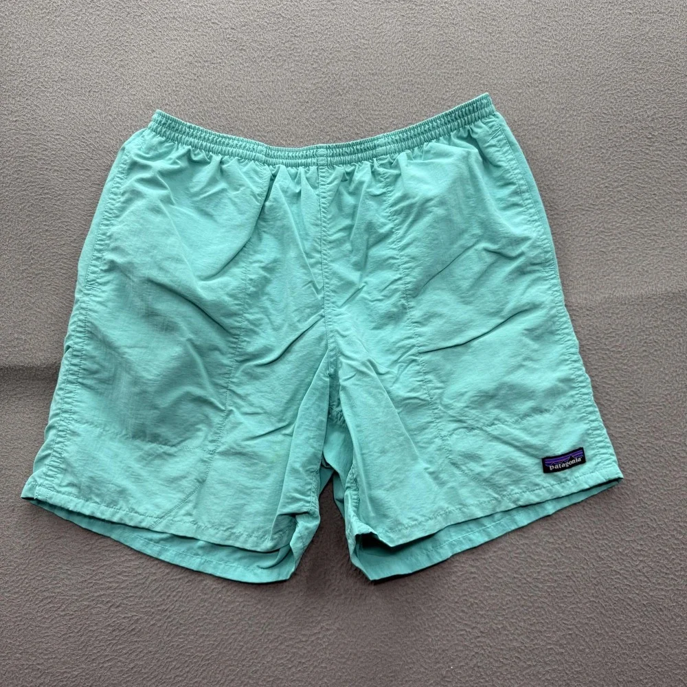 Patagonia Shorts Mens Medium Green Baggies Swim Trunks Mesh Lined Quick Dry